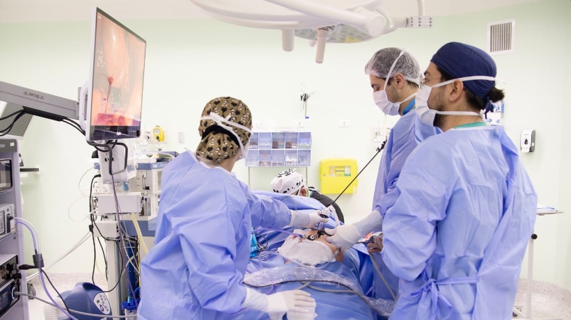 Minsal inyecta $1.067 millones al Servicio de Salud Reloncaví para reducir las listas de espera