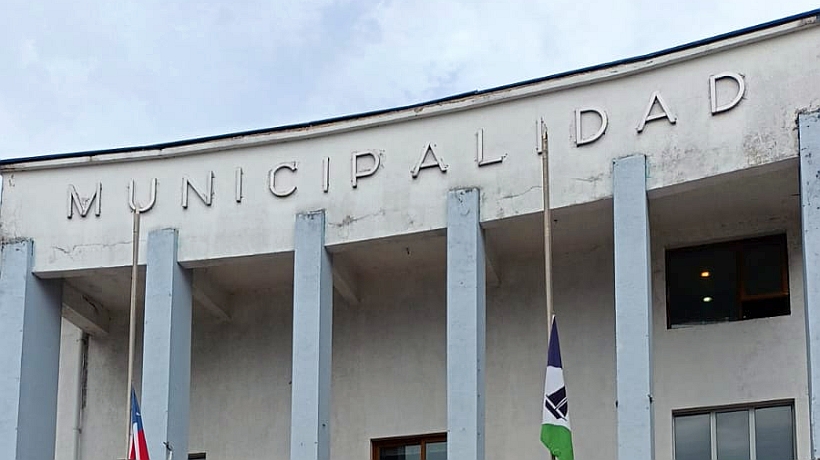Municipio de Puerto Montt intenta nueva licitación para auditar gestión de Gervoy Paredes