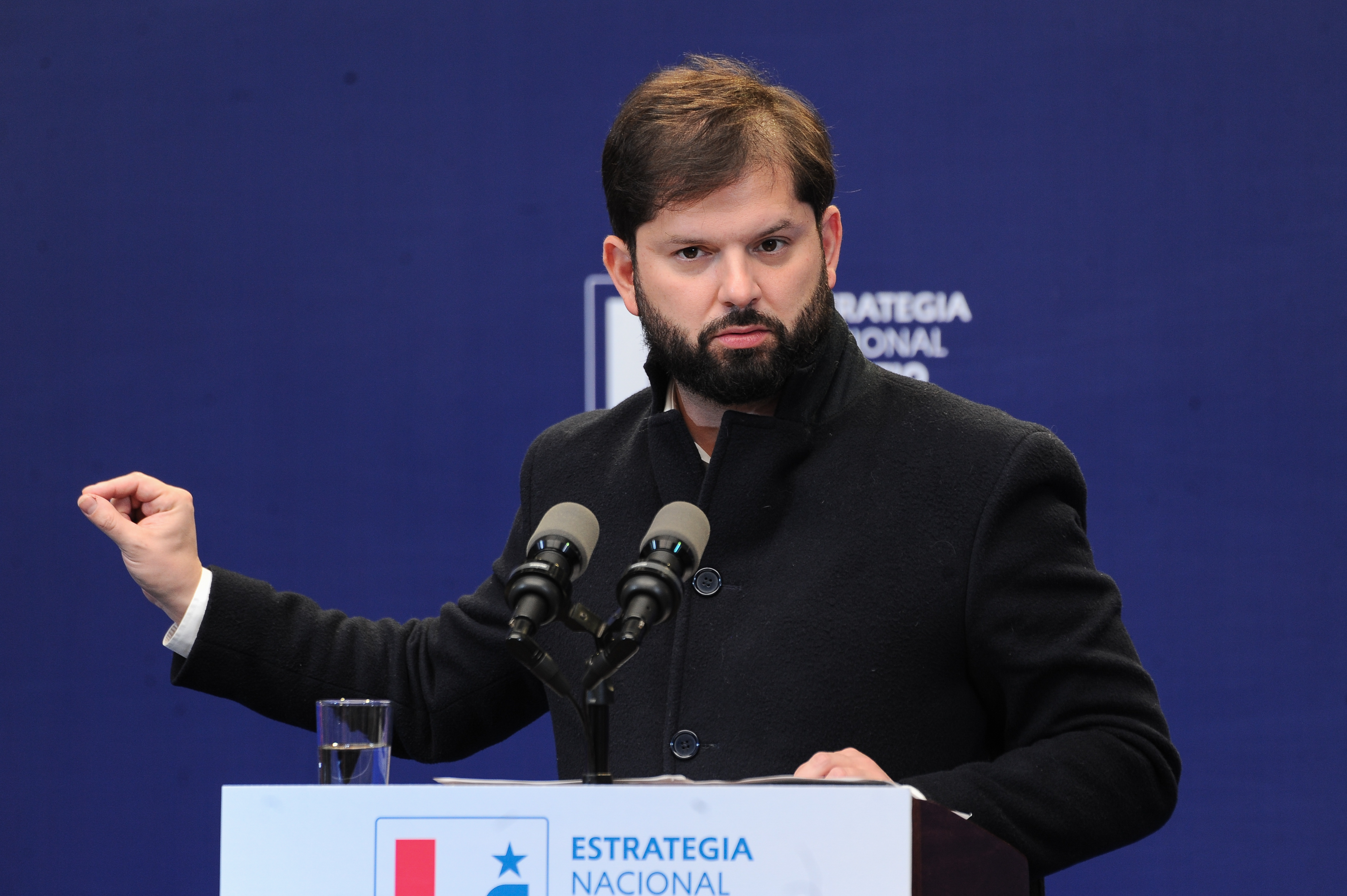 Boric tras condena de Bolsonaro: &quot;Mis respetos a la democracia Brasileña&quot;