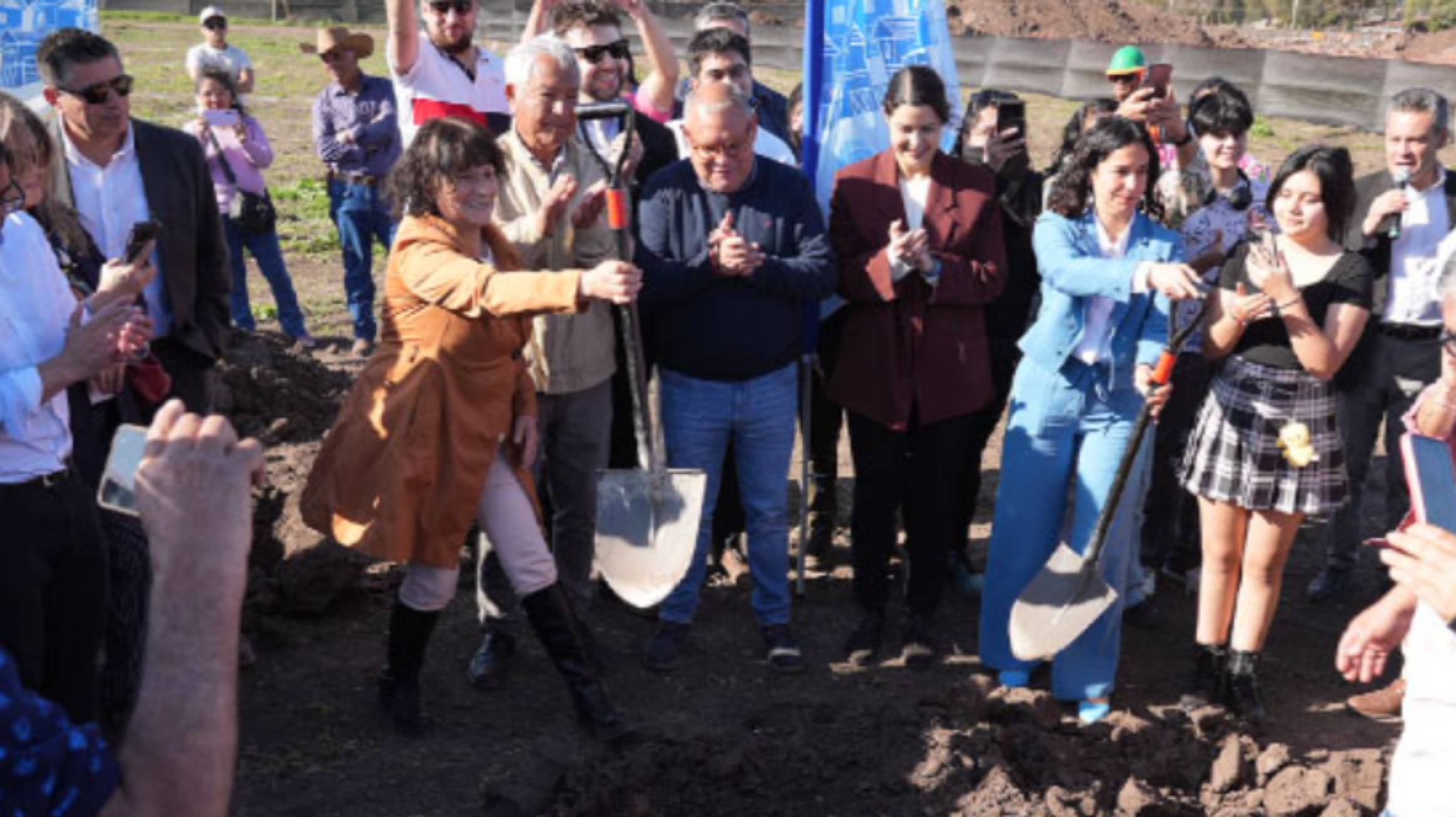 Inician construcción del conjunto habitacional “Cumbres de Llay Llay”