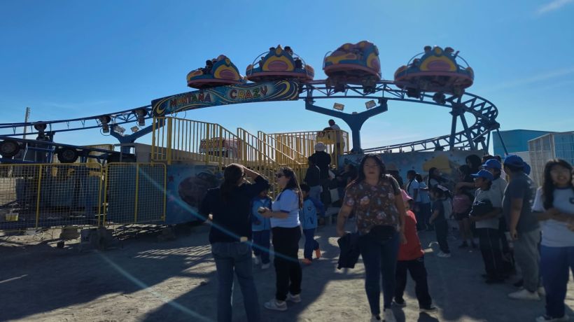 Promueven bienestar de la niñez y adolescencia con parque de diversiones en la comuna de Huara Promueven bienestar de la niñez y adolescencia con parque de diversiones en la comuna de Huara