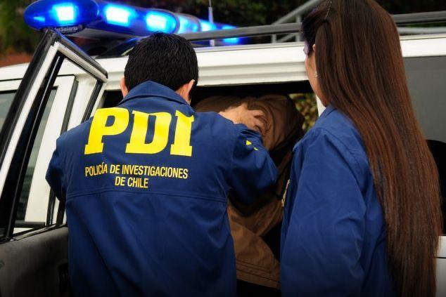 Detectives detuvieron a sujeto por estafa flagrante por más de 50 millones de pesos Detectives detuvieron a sujeto por estafa flagrante por más de 50 millones de pesos