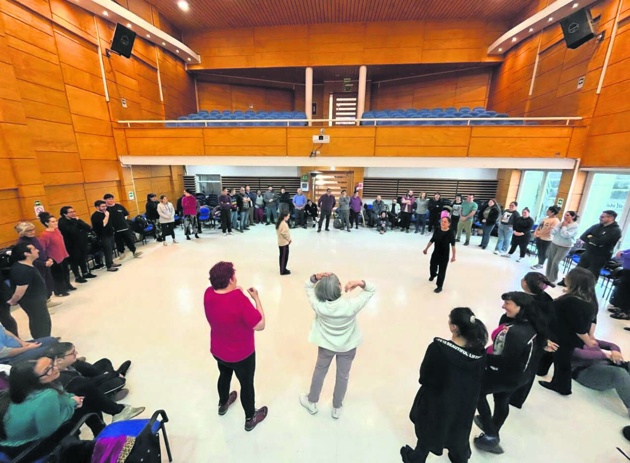 Realizaron capacitación para artistas del programa Acciona