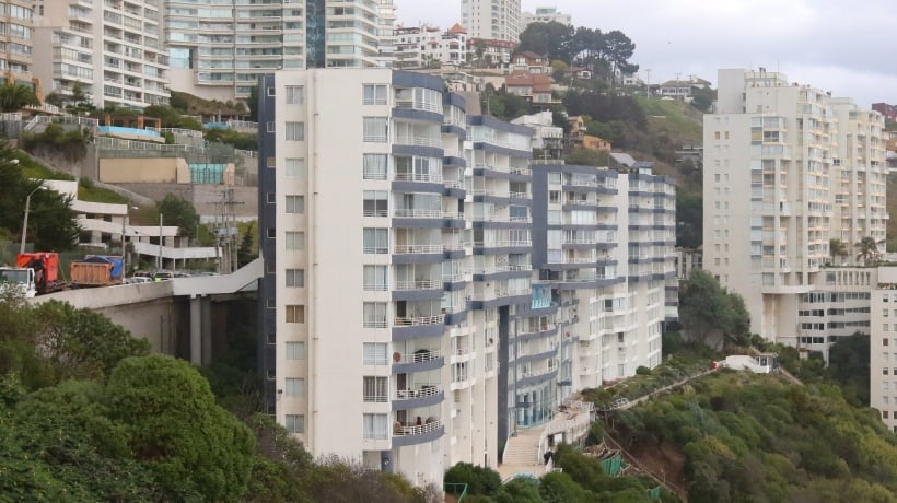 Vecinos de Kandinsky y Miramar esperan volver a sus hogares tras rehabilitación de servicios básicos