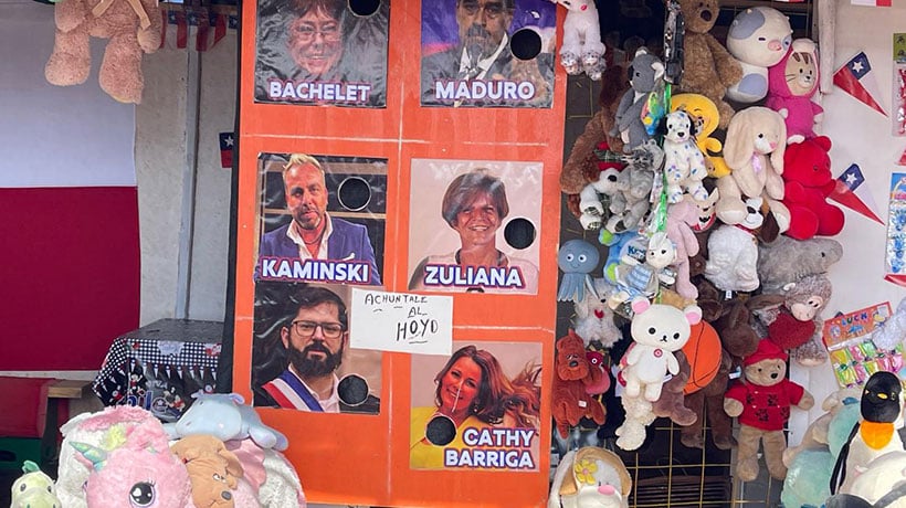 Kaminski, Boric y hasta Bachelet debutan en el “achúntele al hoyo” en las fondas de Alejo Barrios
