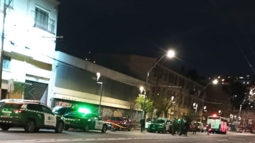 [VIDEO] Detienen a hombre por robo en carnicería, homicidio frustrado a carabinero y porte de arma en Valparaíso
