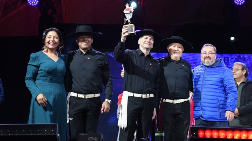 Chilevisión lidera el prime con la segunda noche del Festival “El Guatón Loyola” Chilevisión lidera el prime con la segunda noche del Festival “El Guatón Loyola”