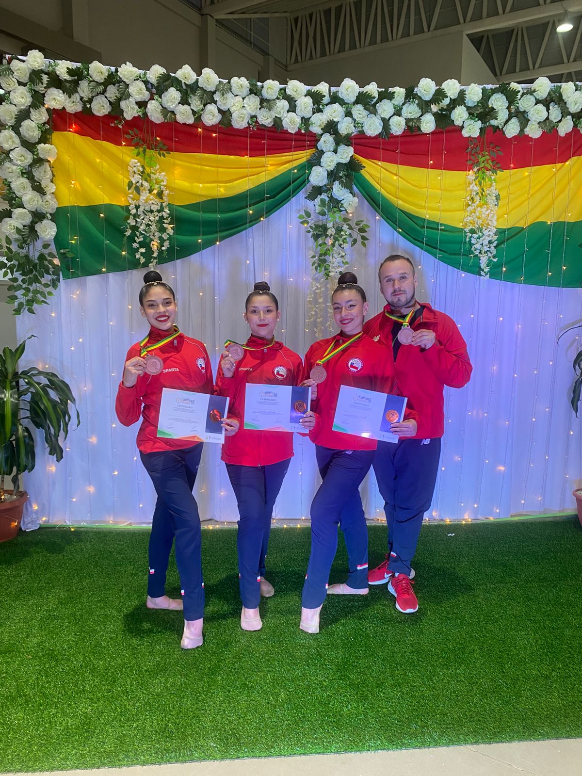 Valdivianas brillan en Sudamericano Senior de Gimnasia Rítmica en Bolivia Valdivianas brillan en Sudamericano Senior de Gimnasia Rítmica en Bolivia