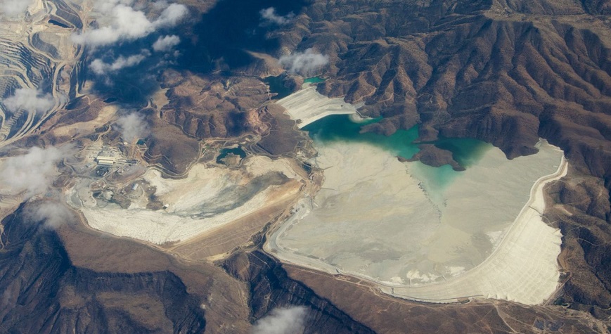 Académica de UAI desarrolla proyecto para recuperar cobalto y níquel desde relaves mineros