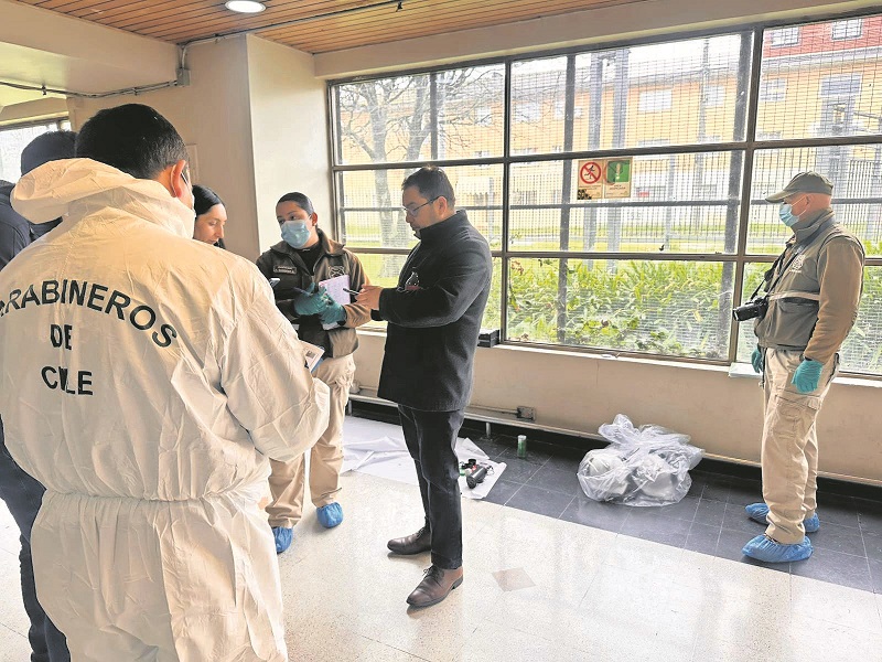 Hombre que acuchilló a guardia de supermercado en Valdivia registra 35 detenciones por diferentes delitos