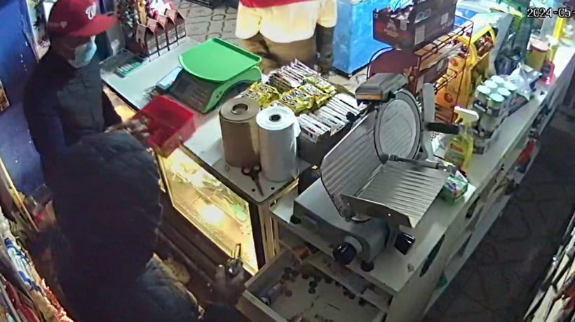 Condenan a colombianos a 13 y 18 años por robos violentos a almacenes en Antofagasta