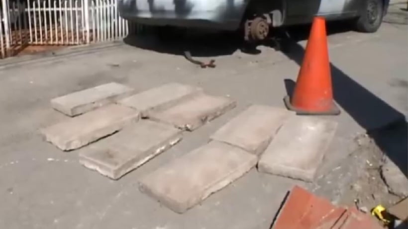 Pudahuel: Encuentran ocho lápidas de muertos hace casi 30 años