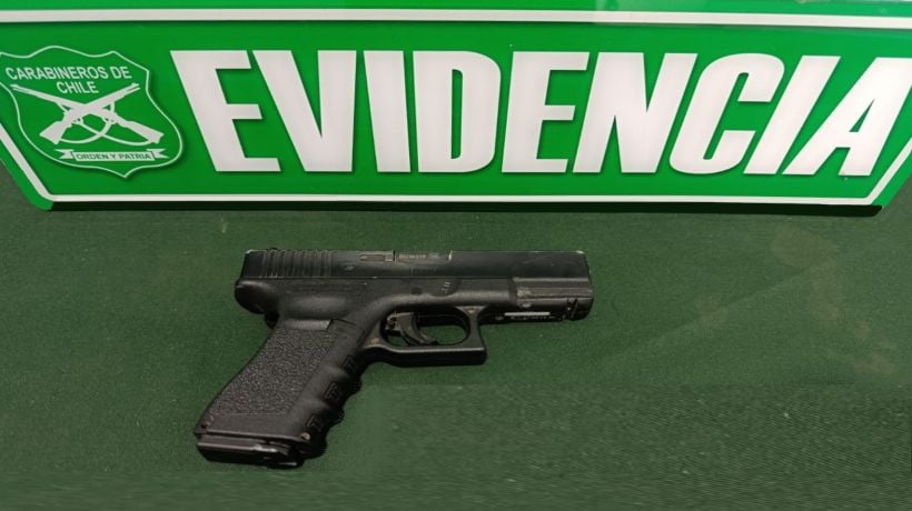 Detienen a sujeto y le decomisan arma de aire comprimido durante control vehicular en Alto Hospicio