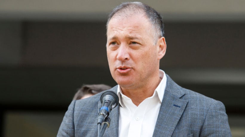 Presidente de la Cámara lamenta error en propaganda digital que le atribuía autoría de 50 leyes de seguridad