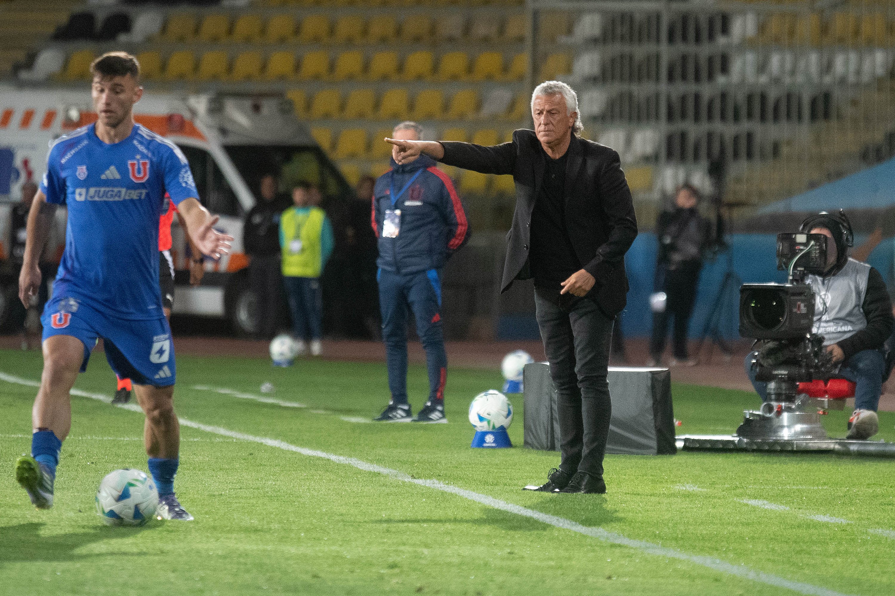 Gorosito acusó burlas de dirigencia de la U: &quot;Nosotros no decimos que ellos estuvieron mostrando el culo en Argentina&quot;
