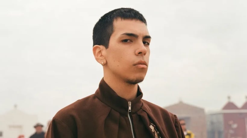 Milo J sorprende con su álbum “La vida era más corta” que incluye a Silvio Rodríguez y Akrilla