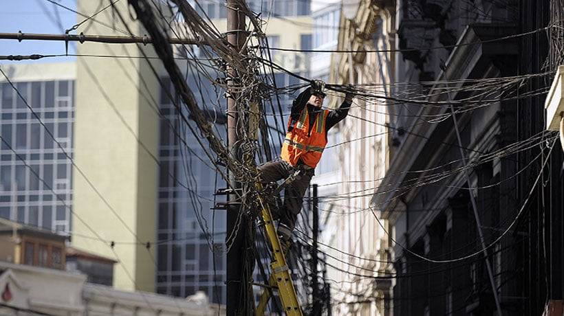 Valparaíso será prioridad en la aplicación de la ley “Chao Cables”