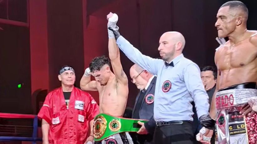 Júnior Cruzat se coronó campeón del mundo superpluma en el Arena Puerto Montt