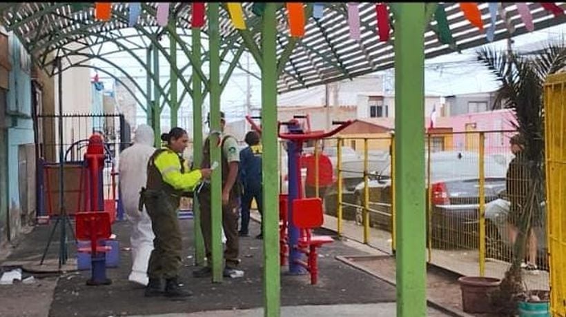 Formalizan a mujer y sobrino por muerte de hombre en Iquique: se defendieron del maltrato y acciones violentas