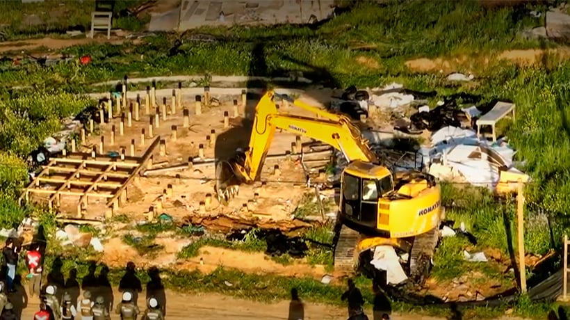 Comenzó demolición de la toma Calicheros en Quilpué