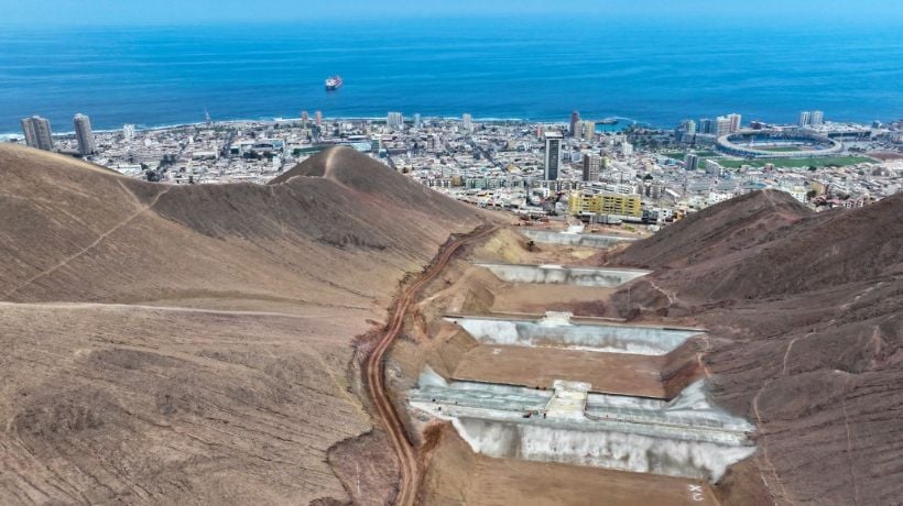 Un 98% de avance presentan obras de control aluvional en quebrada Caliche de Antofagasta