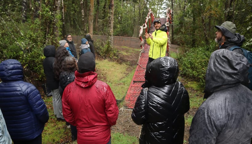 Dalcahue impulsa el turismo aventura con taller en parque Alto Muro Aventura