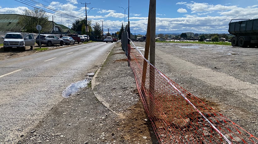 Cuestionan el cierre de avenida Zenteno en Osorno para habilitar tránsito de un tramo en ripio