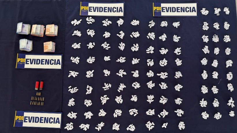 Los Andes: PDI detuvo a dos microtraficantes con casi mil dosis de cocaína base