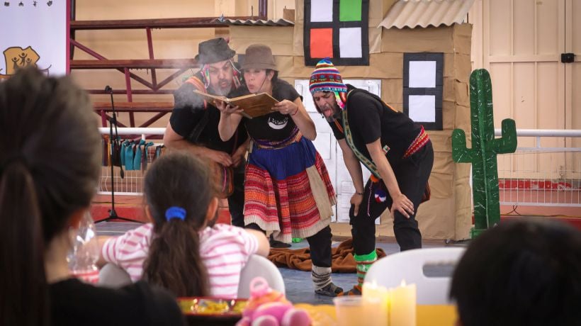 Encuentros Itinerantes de Tarapacá finalizó programación en Huara con obras teatro, danza y música