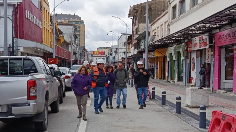 Municipio de Puerto Montt resolvió observaciones a obras de calle Varas