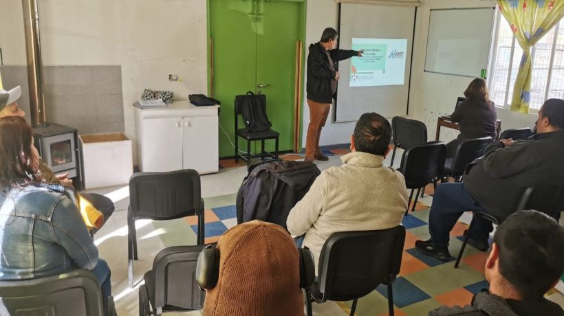 Con charla informativa marcaron el inicio de curso de soldadura gratuito en Alerce