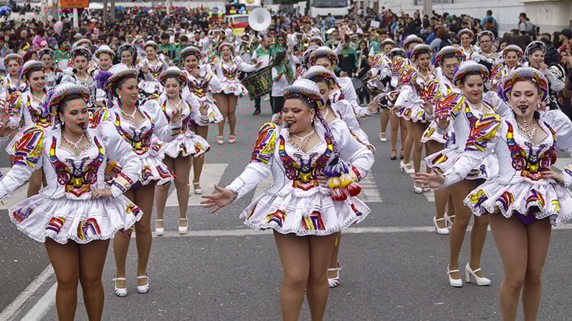Entérate de los cortes de tránsito para este fin de semana por el carnaval Mil Tambores en Valparaíso