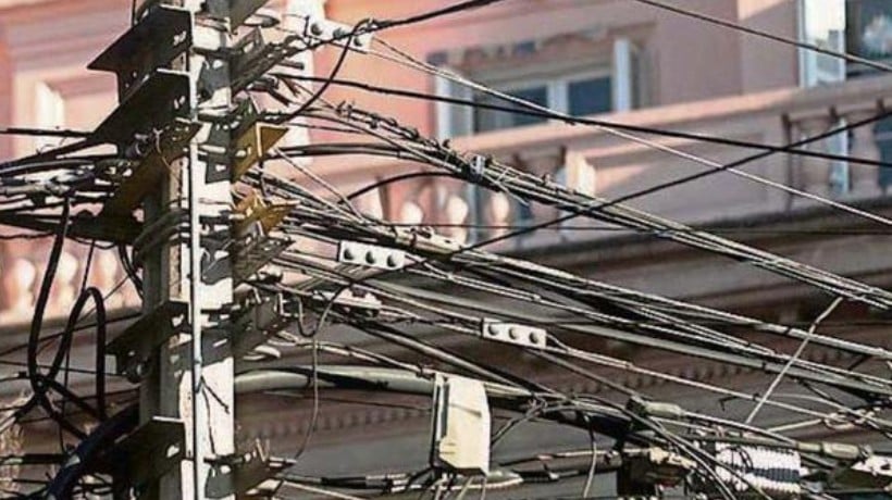 Municipios de Ñuble se preparan para retirar cables en desuso