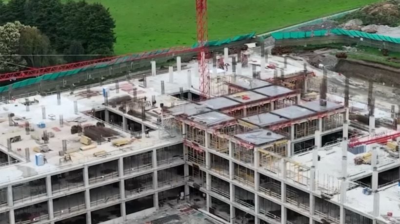 Avance del nuevo Hospital de Puerto Varas alcanza 21%