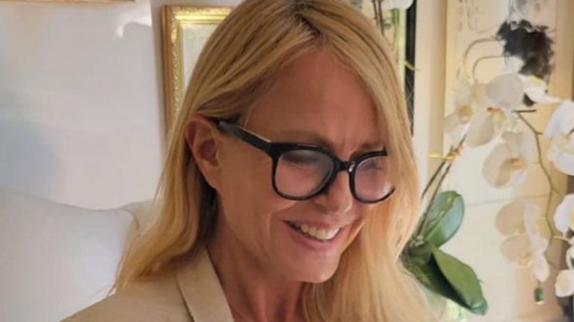 “Perdón la facha”: Cecilia Bolocco sorprendió al aparecer al natural y tiñéndose el pelo en redes