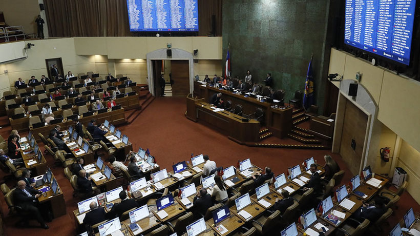 Cámara respalda proyecto que regula nuevas exigencias para estudiar pedagogía: pasa al Senado