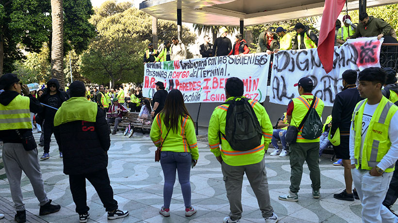 [VIDEO+FOTOS] Trabajadores portuarios se movilizaron por el centro de Valparaíso