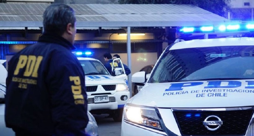 Escapaba en control fronterizo: detienen a extranjero por intentar atropellar a PDI en Arica Escapaba en control fronterizo: detienen a extranjero por intentar atropellar a PDI en Arica