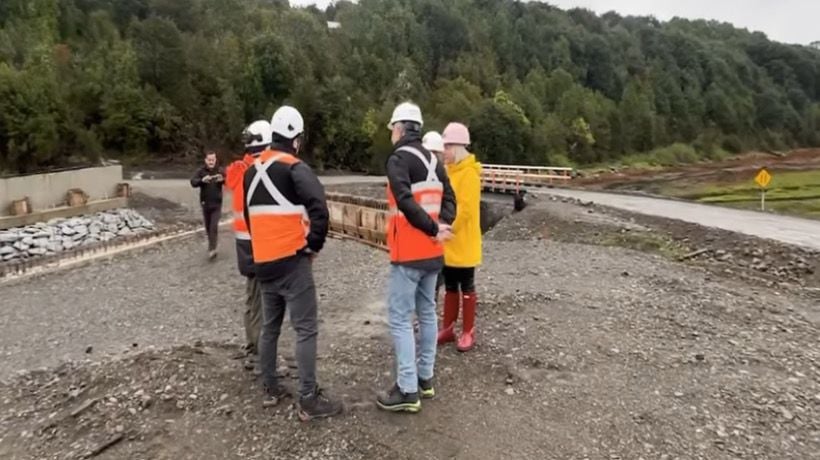 Hualaihué: Anuncian entrega de terreno a constructora para retomar obra del Puente La Silla
