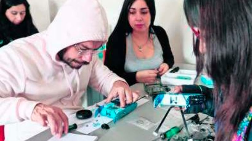 Profesores de La Huayca participaron de taller de Robótica Educativa