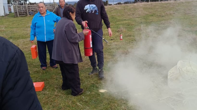Curaco de Vélez cierra proyecto de prevención de incendios y accidentes en San Javier Curaco de Vélez cierra proyecto de prevención de incendios y accidentes en San Javier