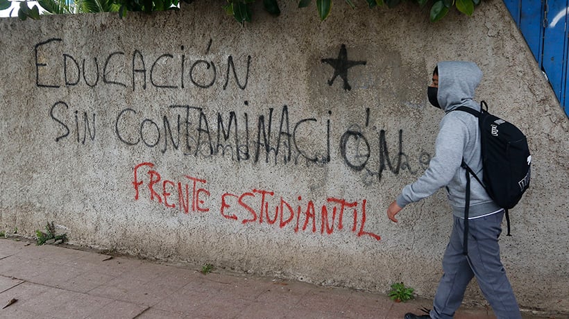Declaran admisible recurso de protección de pescadores artesanales ante contaminación en Quintero y Puchuncaví Declaran admisible recurso de protección de pescadores artesanales ante contaminación en Quintero y Puchuncaví