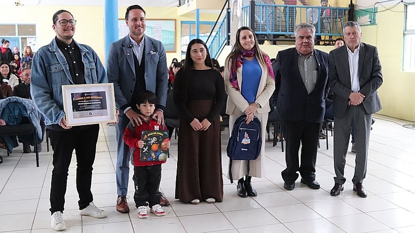 Párvulo de Puerto Montt ganó viaje al Centro Espacial de Inglaterra por su buena asistencia Párvulo de Puerto Montt ganó viaje al Centro Espacial de Inglaterra por su buena asistencia
