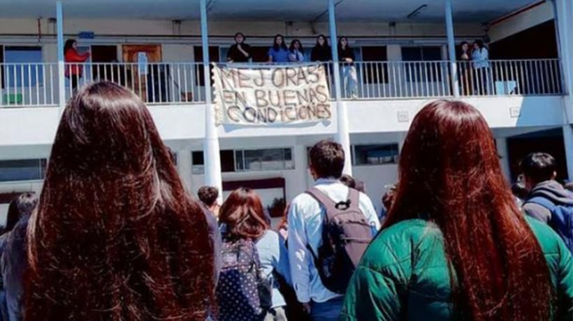 Molestia por las obras en liceo de Cartagena escaló a la Seremi de Educación Molestia por las obras en liceo de Cartagena escaló a la Seremi de Educación