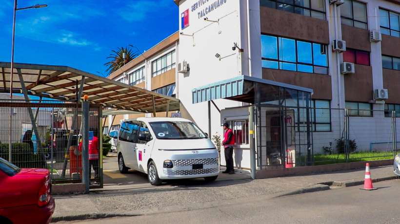 Salud recibe siete minibuses de traslado que beneficiarán a la red de los hospitales Las Higueras, Penco Lirquén y de Tomé Salud recibe siete minibuses de traslado que beneficiarán a la red de los hospitales Las Higueras, Penco Lirquén y de Tomé