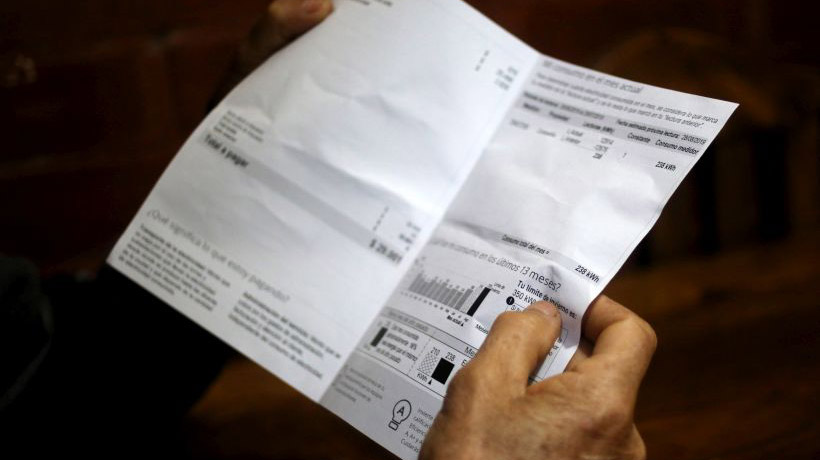 Boric removió al secretario ejecutivo de la CNE tras error tarifario de la luz Boric removió al secretario ejecutivo de la CNE tras error tarifario de la luz