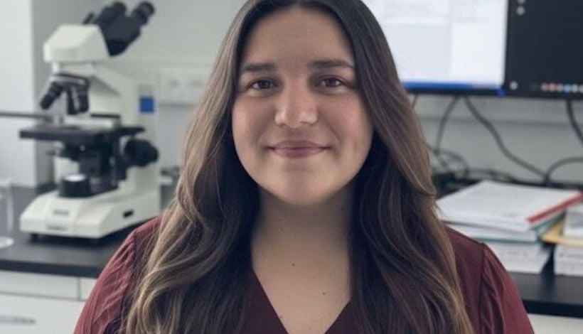Investigadora estudia levaduras del desierto para crear vinos en la Pampa Investigadora estudia levaduras del desierto para crear vinos en la Pampa