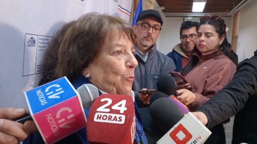 Ministra de Defensa anunció en Puerto Montt sumario e investigación tras accidente de helicóptero FACh Ministra de Defensa anunció en Puerto Montt sumario e investigación tras accidente de helicóptero FACh