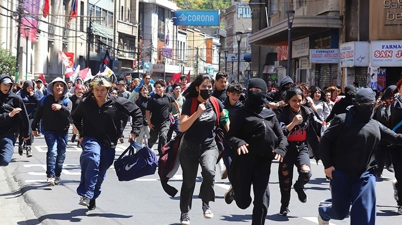 A seis años del estallido: Valparaíso aún muestra las consecuencias en sus calles A seis años del estallido: Valparaíso aún muestra las consecuencias en sus calles