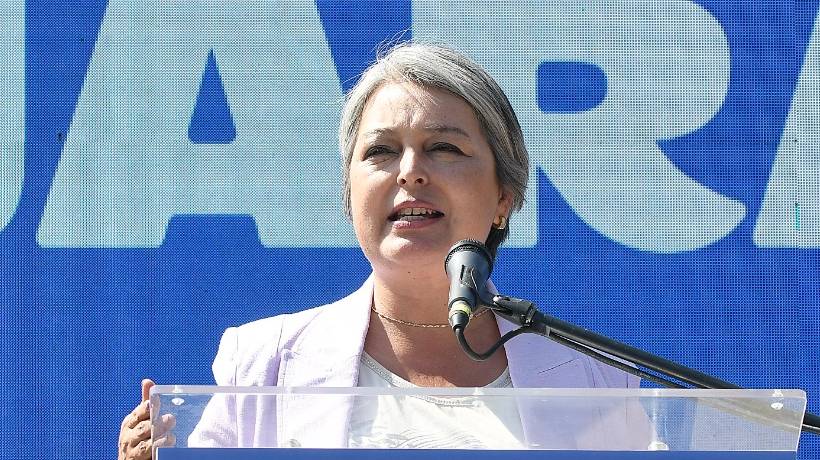 “En algunas franjas se promueve mucho el odio”: Desde Villa Alemana, Jeannette Jara criticó tono de las franjas electorales “En algunas franjas se promueve mucho el odio”: Desde Villa Alemana, Jeannette Jara criticó tono de las franjas electorales